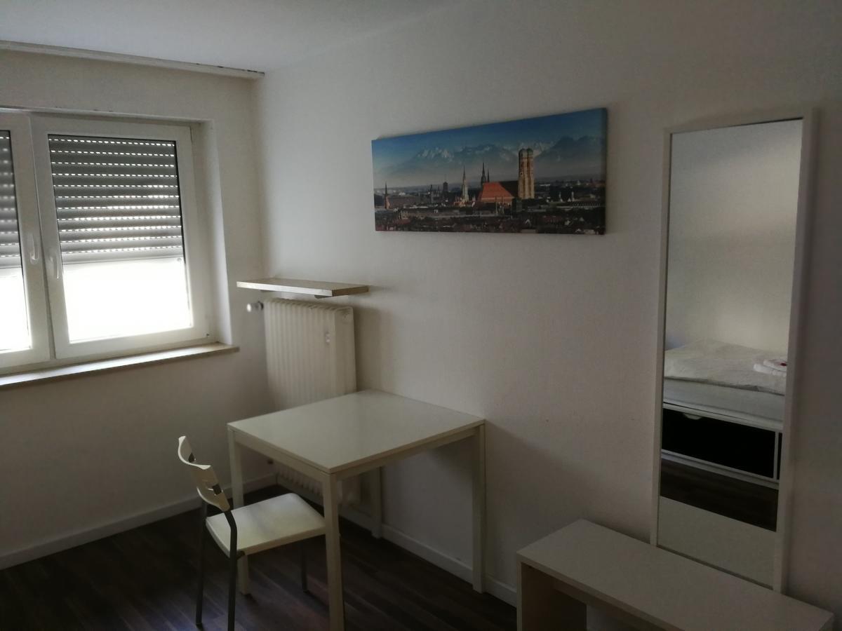 Boardinghouse Munchen-Laim Hotel Luaran gambar